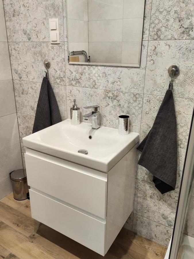 קילצה Dwa Jelonki, Ul Sciegiennego, Centrum, Garaz, Ogrodek מראה חיצוני תמונה
